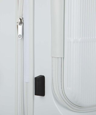 ACE BAGS & LUGGAGE ace. ディフェレンス スーツケース 65L 05723 ホワイト