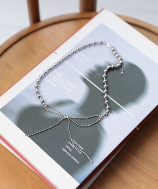 Green Parks ・ＨＡＬＦ　ＴＩＭＥ　ボールチェーンリボンネックレス