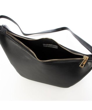 UNBILLION カシュカシュ cachecache / アシンメトリー舟型ショルダーバッグ ブラック