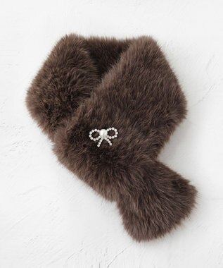 TOCCA 【百田夏菜子さん着用】【ブローチ取り外し可】BIJOUX RIBBON FURTIPPET ティペット ライトグレー系