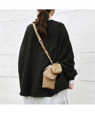 UNBILLION cachecache バンジーコードナイロンスマホショルダー ベージュ