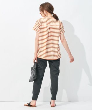 自由区 【洗える/UVケア】ボーダー タックデザインカットソー ベージュ系2