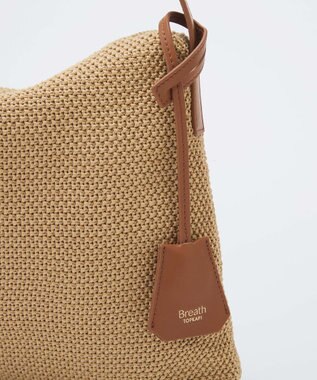 TOPKAPI 【Breath TOPKAPI】レザーコンビ 雑材風 シンプル ショルダーバッグ チャーム付き ベージュ