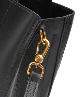 style code ［RICKERS/リッカーズ］ナチュラルレザーアオリハンドバッグ ブラック