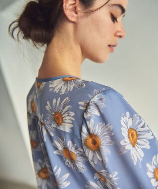 GRACE CONTINENTAL マーガレットフラワープリントブラウス ブルー