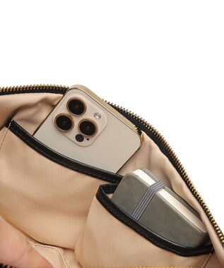 style code 【Lyrss/リルス】牛革　クロスボディバッグ ブラック