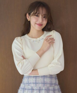 Feroux 【洗える】ビジュー襟 プルオーバーニット アイボリー系