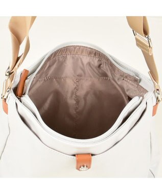 LA BAGAGERIE コーティングキャンバス ショルダーバッグ アイボリー