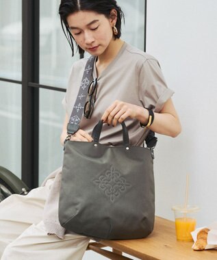 russet 《19か月連続！ブランド月間ランキング1位》スリム2WAYトートバッグ <コーデュラナイロン>(CE-1404-WEB) Gray