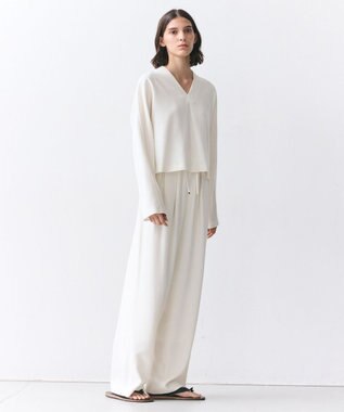 BEIGE， RUE / ドライタッチVネック配色ステッチブラウス Ecru