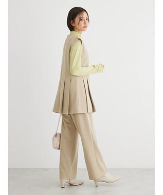 Green Parks ・Ｐｅｔｉｔ　Ｆｌｅｕｒ　タックテーパードパンツ Gray Beige