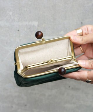 FOLNA RD ドット型押し ウッドボールがま口財布 マルチポーチ グリーン