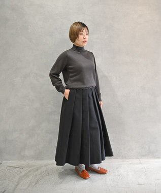 muuc 〈エクストラファインメリノウール〉〈洗えるニット〉レース編みハイネックプルオーバー グレイッシュブラウン