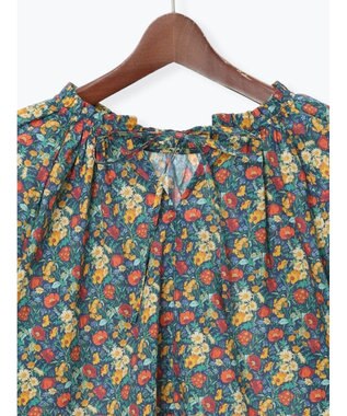 Te chichi 【LIBERTY FABRICS】フリルネックブラウス ネイビー