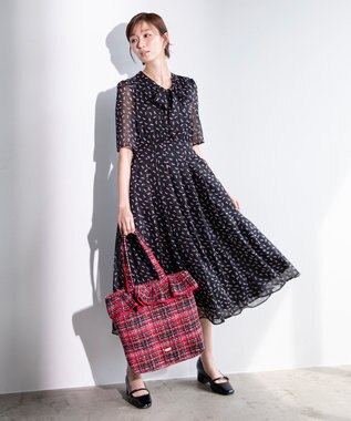 TOCCA 【TOCCA×岡崎紗絵コラボ・A4サイズ対応・一部カラー撥水】COLOR OF WAVES BAG バッグ レッド系