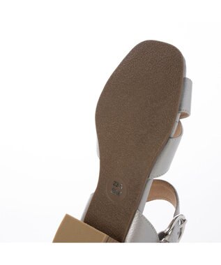 ing <ing>【WEB限定】【3E】ストラップクロスサンダル シルバーメタリック