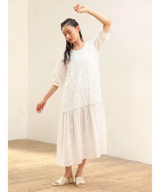 Green Parks ■ＥＳＣＡＲ　ウェーブカット×ローン刺繍ワンピース Off White