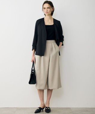 ICB L ワッシャーダルサテン ニーショーツ サンドベージュ