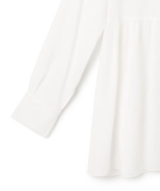 23区 L 【前後着用可能/洗える】ウォッシュドピーチツイル ブラウス ホワイト系