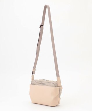 Y'SACCS シルキーリュクスショルダーバッグ アイボリー