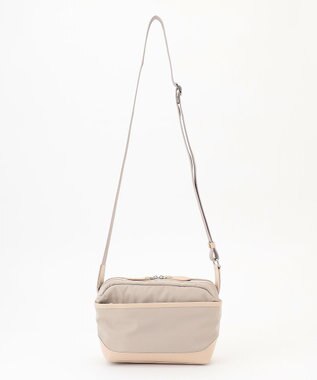 Y'SACCS シルキーリュクスショルダーバッグ アイボリー