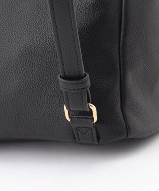 LA BAGAGERIE フロント金具デイリーリュック ブラック