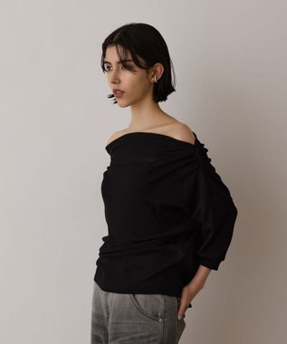 GRACE CONTINENTAL ドレープカットトップ ブラック