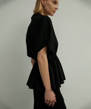 BEIGE， LUCILLE / ペプラムブラウス Black
