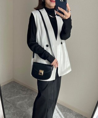 Green Parks AnriettMusee ネック切替デザインベスト Off White