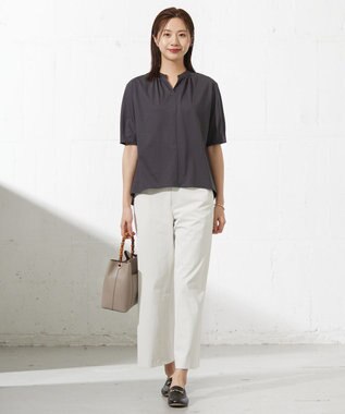 J.PRESS LADIES 【洗える・吸水速乾】麻シェルドライ セミワイド パンツ アイボリー系