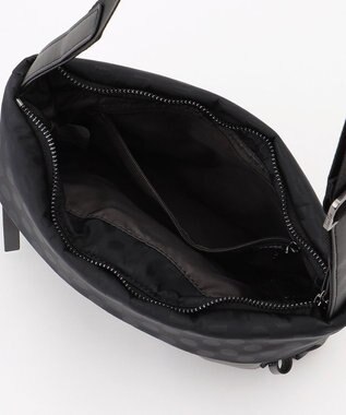 Y'SACCS はっ水ドットジャカード リサイクルレザーコンビ ショルダー ブラック