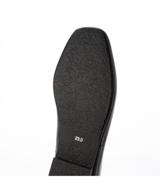 ing <ing>【サスティナブルシリーズ】Vカットフラットパンプス ブラック