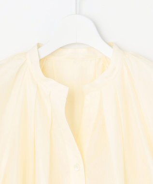 23区 【SLOW/一部店舗限定】ブライトヴィンテージクロス タック ブラウス アイボリー系