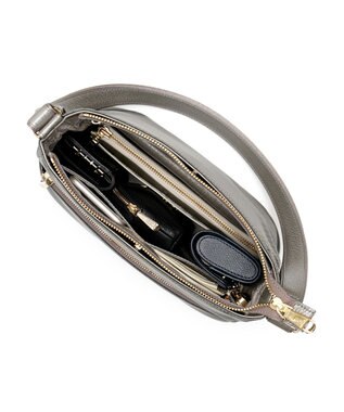 IBIZA プリード　ナイロン　ショルダーバッグ グレー