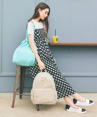 TOCCA 【A4サイズ対応・折りたたみ可】TRAVELING SUBBAG ロゴサブバッグ スカイブルー系