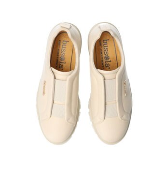 INTER-CHAUSSURES 【BUSSOLA】厚底スリッポンシューズ ライトベージュ