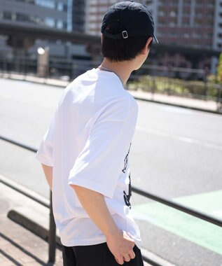 WEGO アクセ付きラフガキグラフィックT（SS） ホワイト