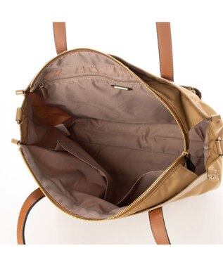 LA BAGAGERIE 【エコユース】ナイロン×型押しエナメル　2WAYA4トート ベージュ