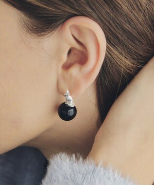 YECCA VECCA パールキャットピアス Silver