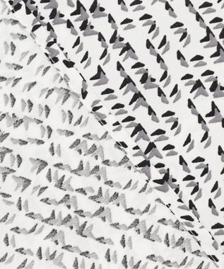 23区 【吸水速乾/UVケア/防シワ性】シャドージオメトリック プリント ブラウス ホワイト系