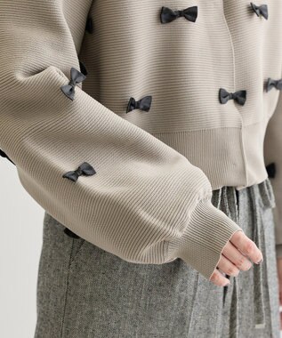 Green Parks ・ｓｗｉｎｇ　ｂｙ　メニーリボンニットカーディガン Gray Beige