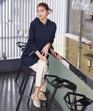 Tiaclasse 【洗える】パールポケット付きニットチュニックパーカー ネイビー