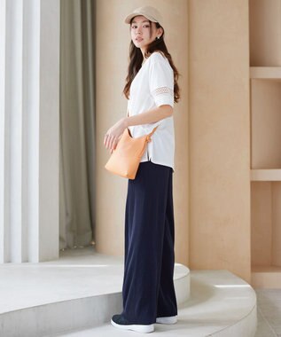 Tiaclasse L クリスタルプリーツパンツ ネイビー