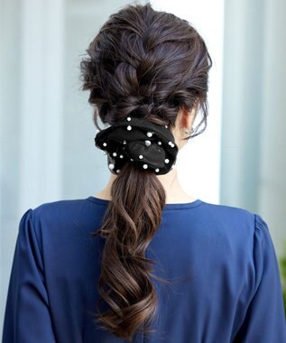 Tiaclasse ランダムパール付きチュールシュシュ ブラック