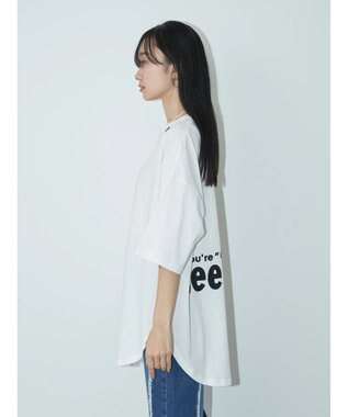 earth music&ecology Ｌｅｅ×ｅ．ｍ．ａ．ｅ　ＲＯＵＮＤＨＥＭ　ＴＥＥ Off White