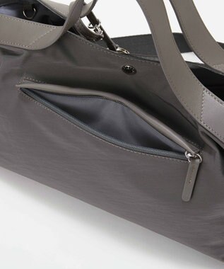 TOPKAPI 【Breath TOPKAPI】MORPH モーフ リンクルナイロン 2way ワイド トートバッグ チャーム付き　軽量 / 撥水 グレー