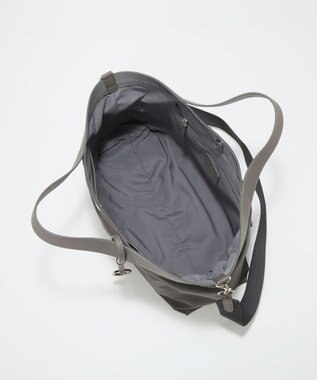 TOPKAPI 【Breath TOPKAPI】MORPH モーフ リンクルナイロン 2way ワイド トートバッグ チャーム付き　軽量 / 撥水 グレー