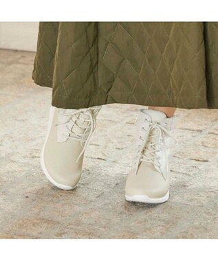 ing <ing>【レイン・スノー対応】レースアップスニーカーブーツ アイボリー