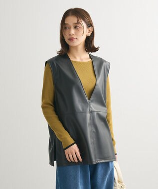 Green Parks フェイクレザーＶネックベスト