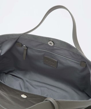 TOPKAPI 【Breath TOPKAPI】MORPH モーフ リンクルナイロン 2way ワイド トートバッグ チャーム付き　軽量 / 撥水 グレー